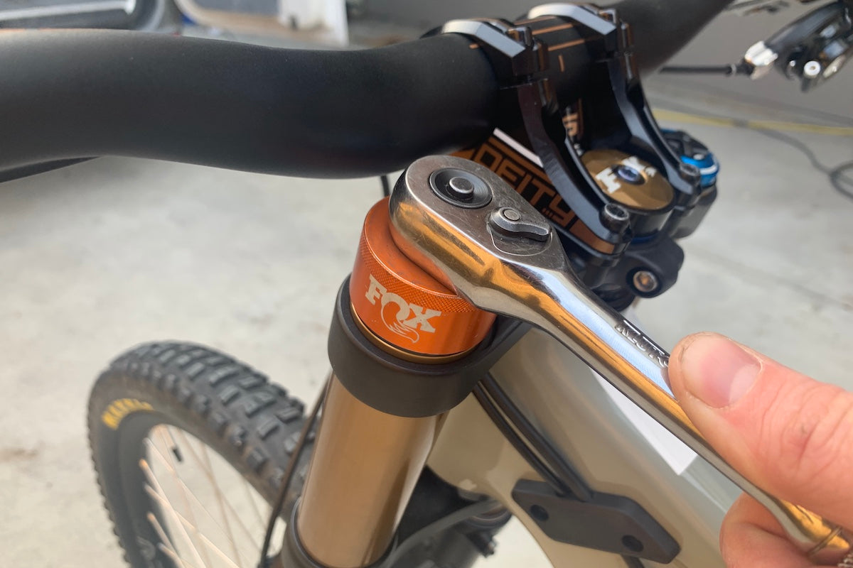 How To: Installing Volume Reducers on 2020 Fox Forks - Worldwide Cyclery