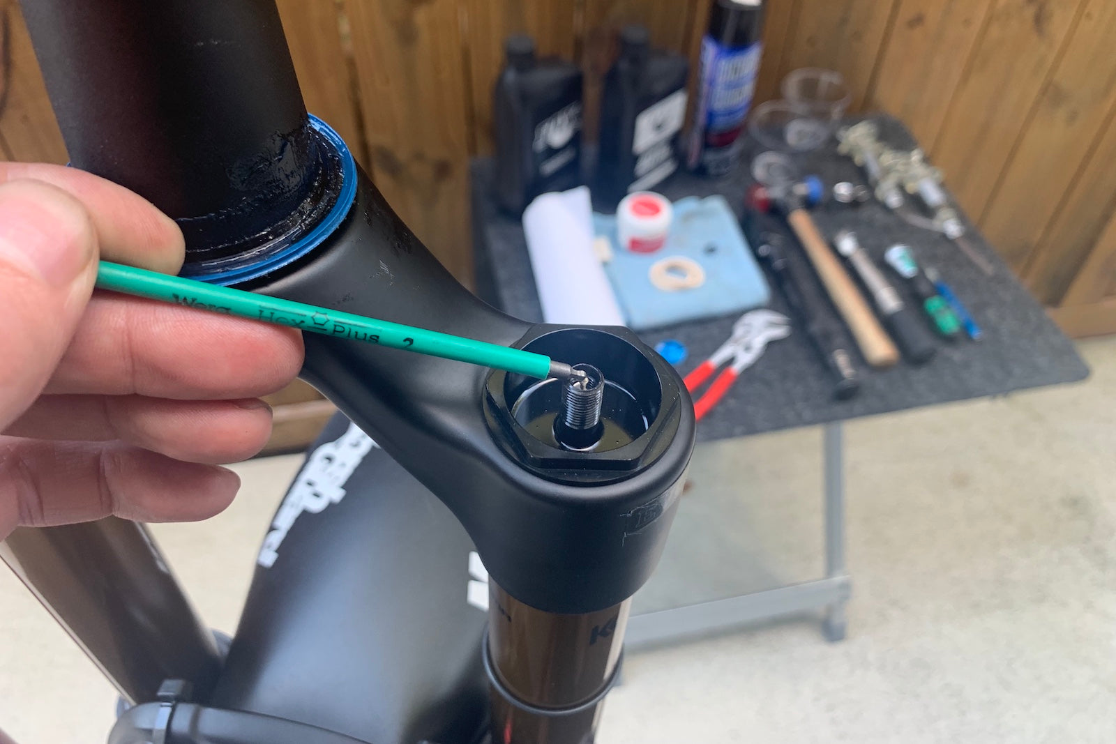 mountain bike front fork rebuild