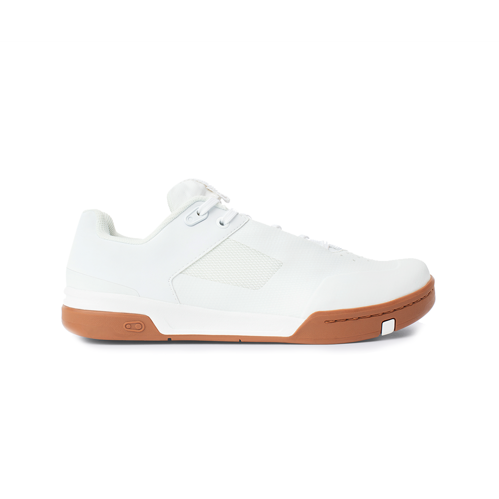 crank-brothers-stamp-lace-flat-shoe-fabio-wibmer-wht-wht-gum-11