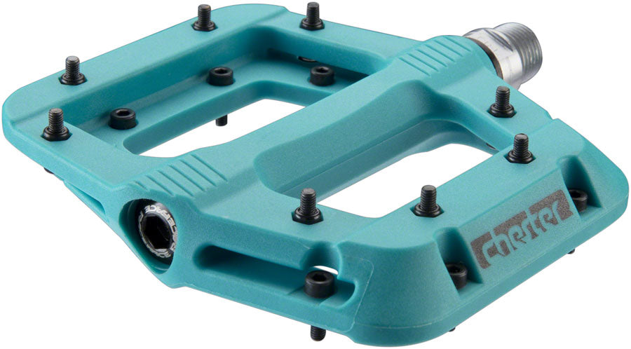 raceface-chester-pedals-platform-composite-9-16-turquoise-replaceable-pins