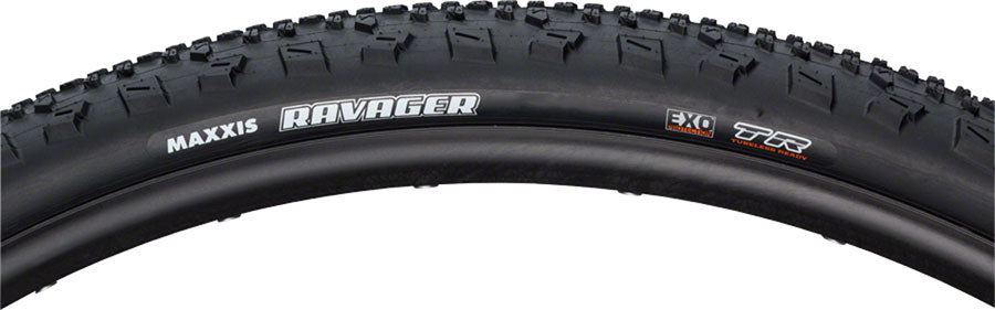 maxxis-ravager-tire-700-x-40mm-folding-120tpi-casing-dual-compound-exo-protection-tubeless-ready-black