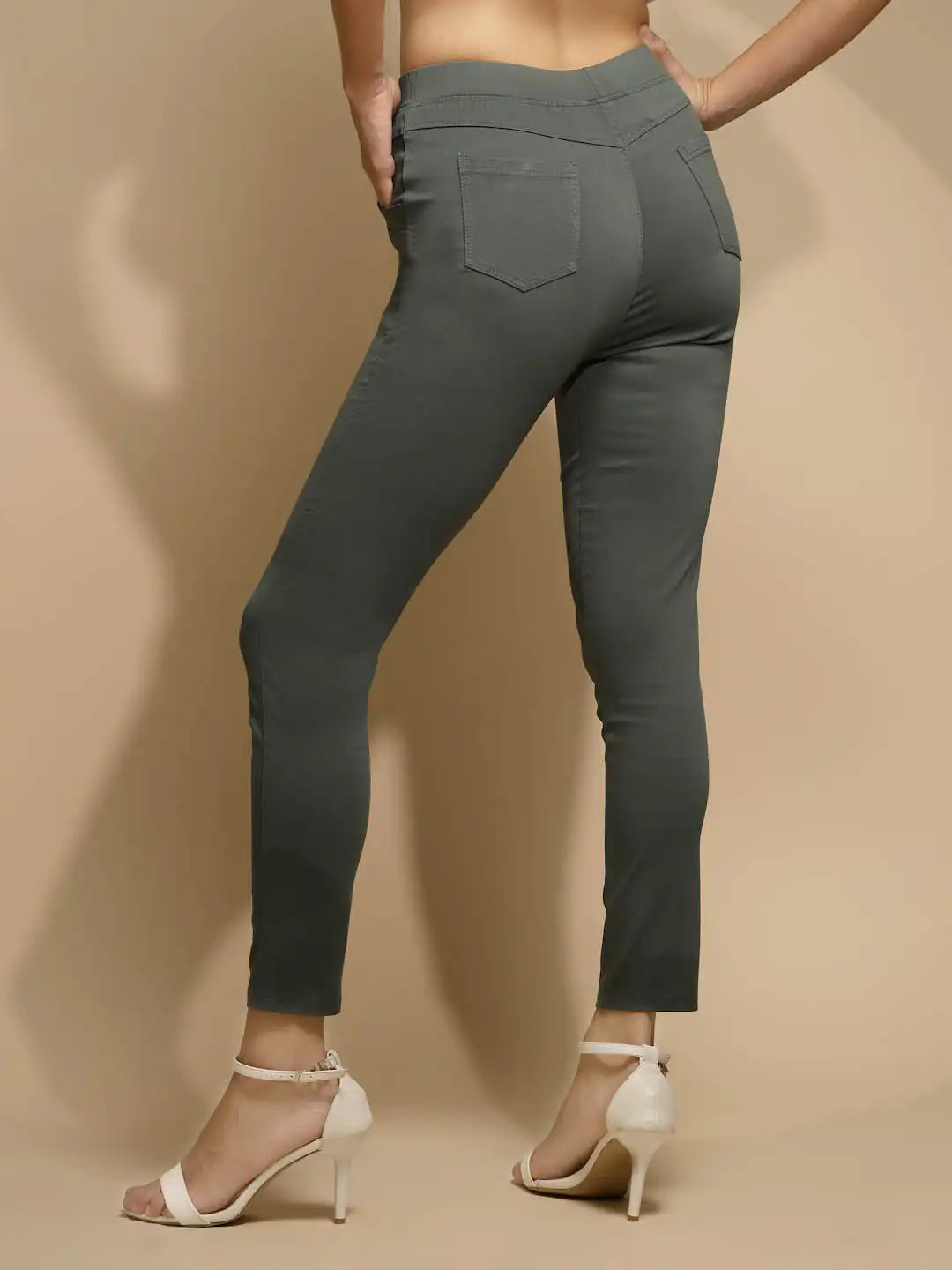 Buy Women Solid Brown Mid-Rise Stretchable Jegging - Global Republic
