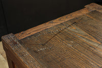 珍品サイズ!! 分厚い横桟で貫禄のある帳場箪笥　BB1237-MT