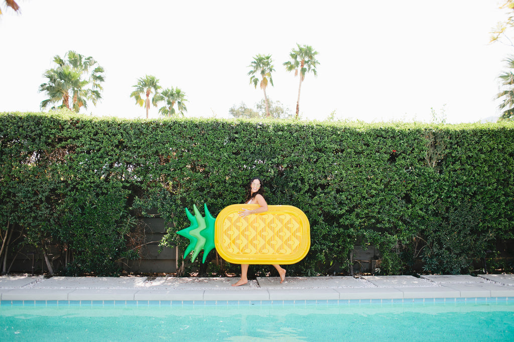 Pineapple Pool Inflatable