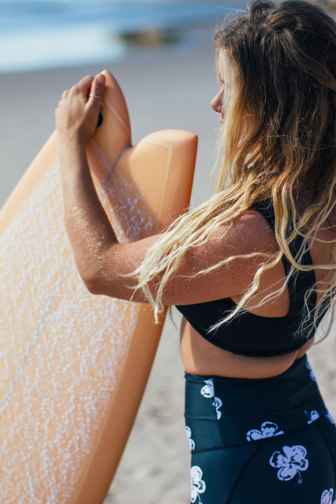 Salt Gypsy releases new colours in their women's surfboard range. Apricot in the Shorebird twin fin. | us.saltgypsy.com #saltgypsy #womenwhosurf #saltgypsyboards #womenssurfboards