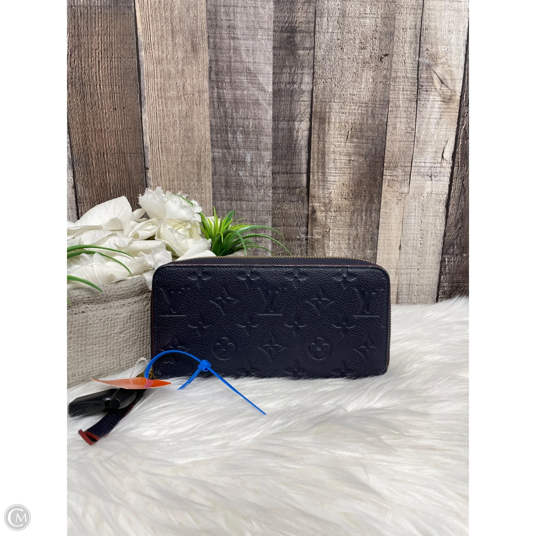 Wallet Luxury Designer By Louis Vuitton, Size: Large
