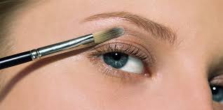 The Trick to Making Your Eyes Look Bigger - More Beauty