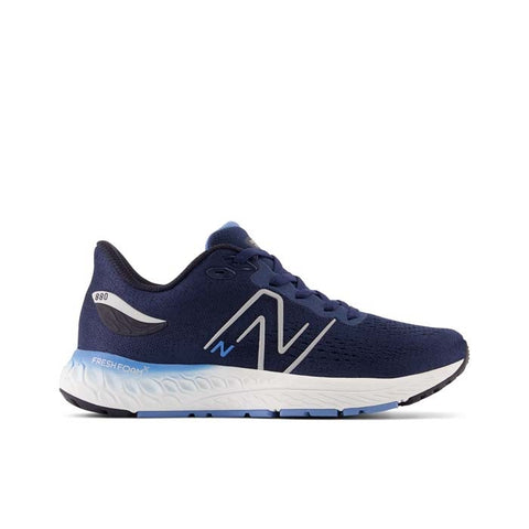 The children's New Balance 880v12 in the NB Navy/Heritage Blue coloration at Lucky Shoesis a great athletic style for running.