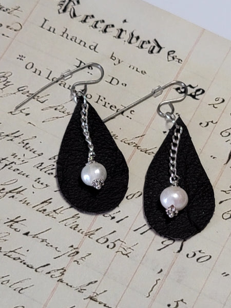 casual business leather earrings