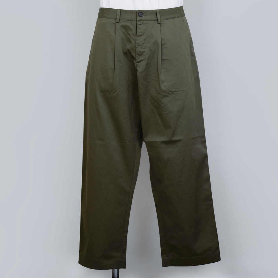 Universal Works Pleated Track Short Seersucker - Olive – Liquor Store