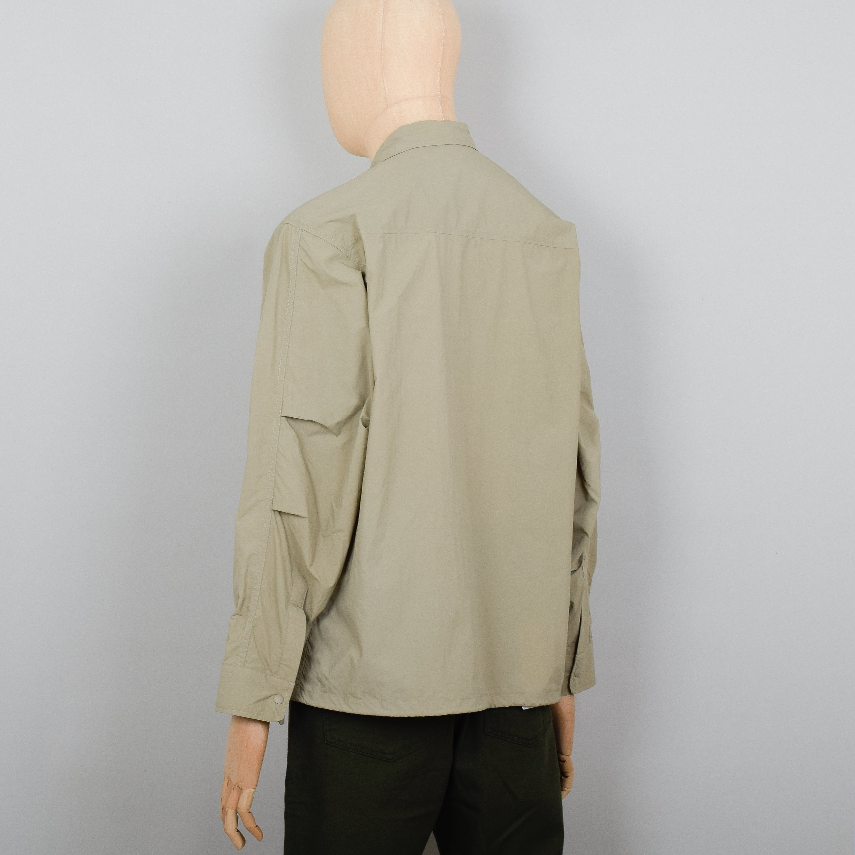 Uniform Bridge Fishtail Shirt - Beige