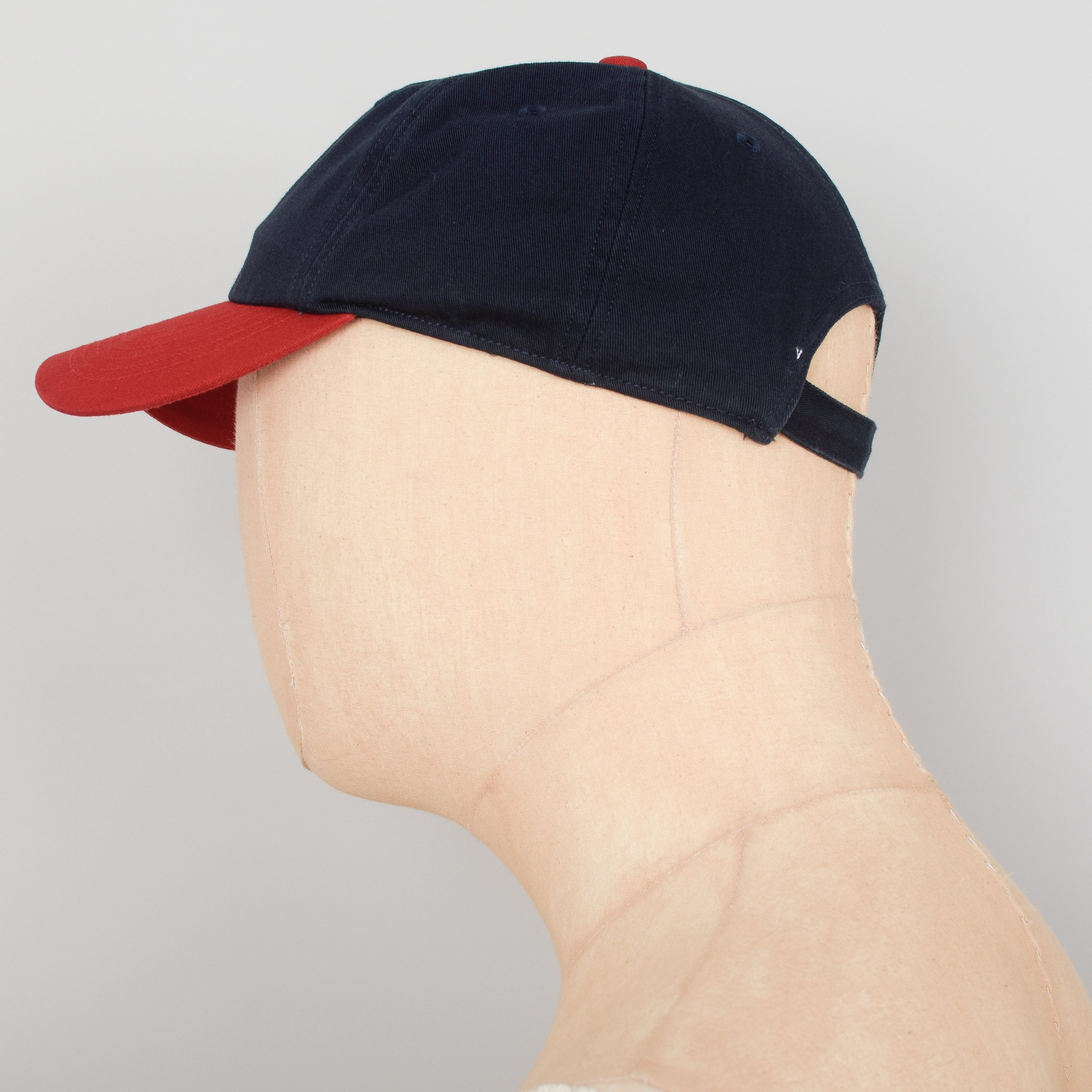 Danton 6 Panel Cap - Navy x Red