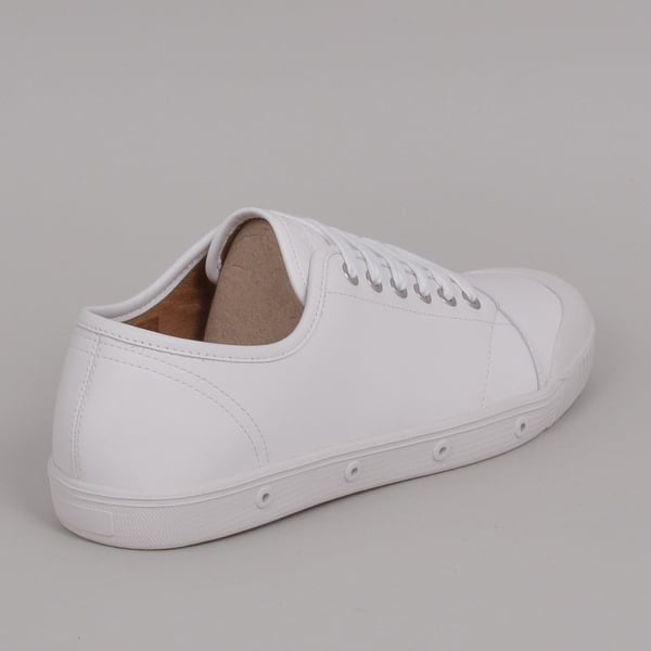 spring court leather shoes
