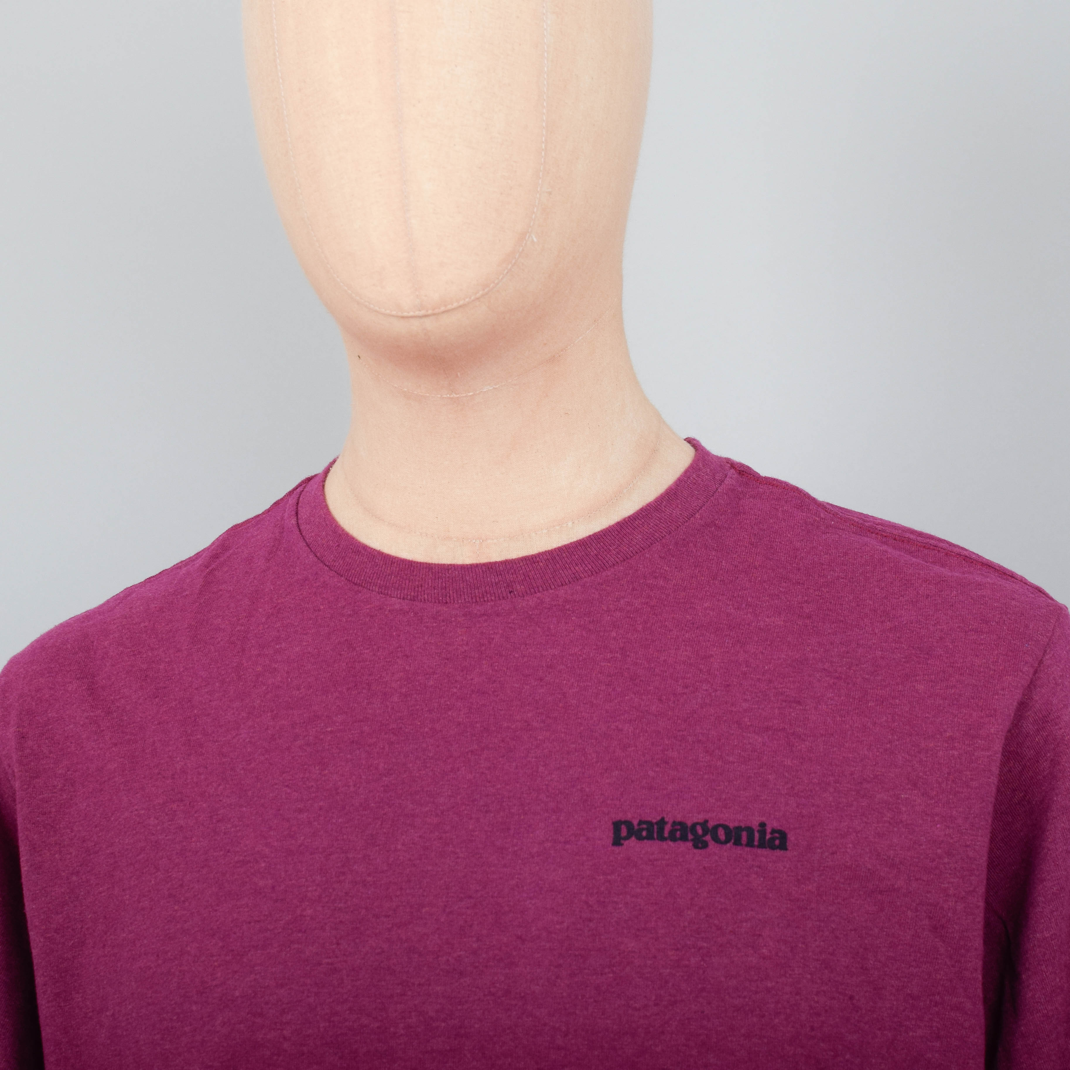 Patagonia P-6 Logo Responsibili Tee - Pink