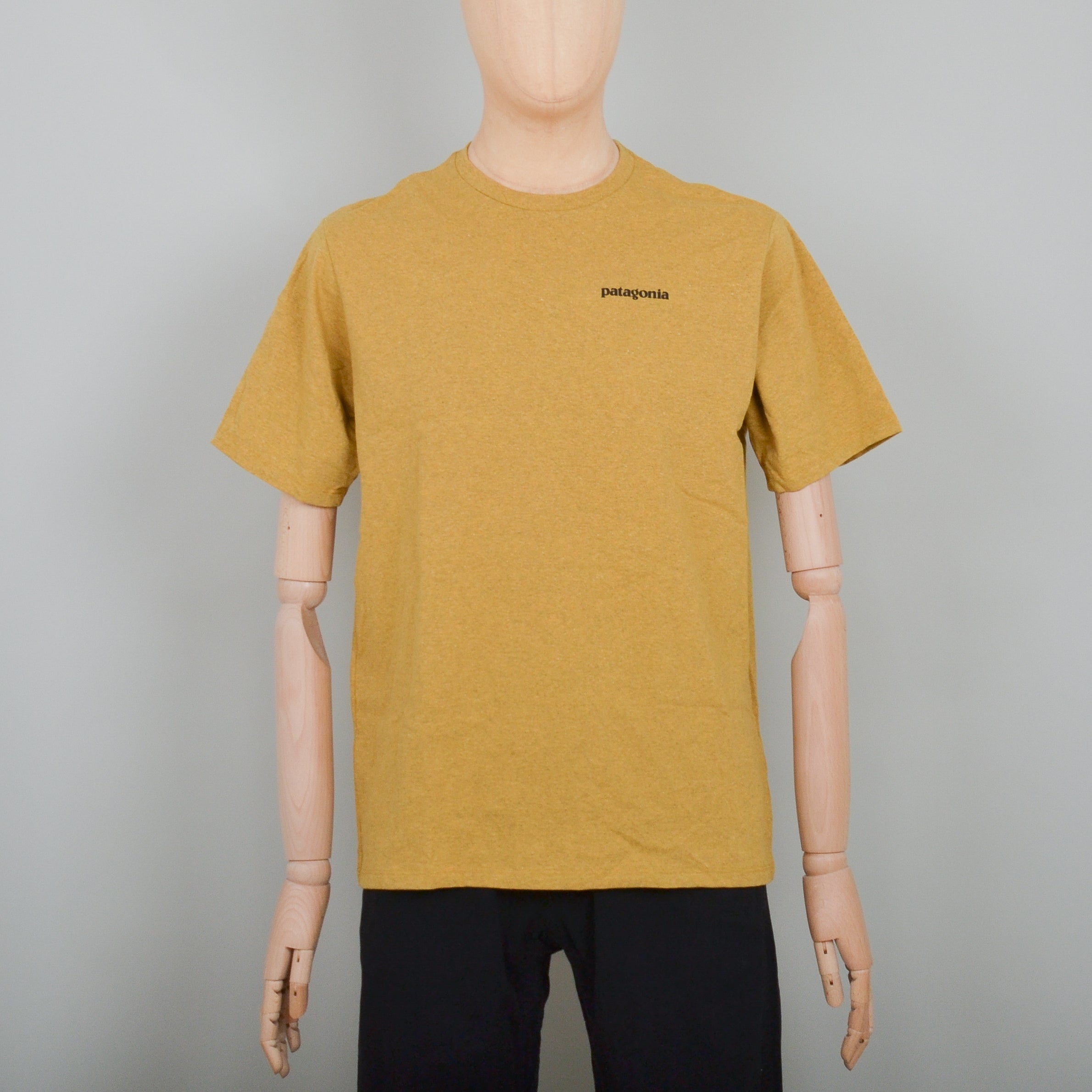 Patagonia P-6 Logo Responsibili-tee - Hawk Gold