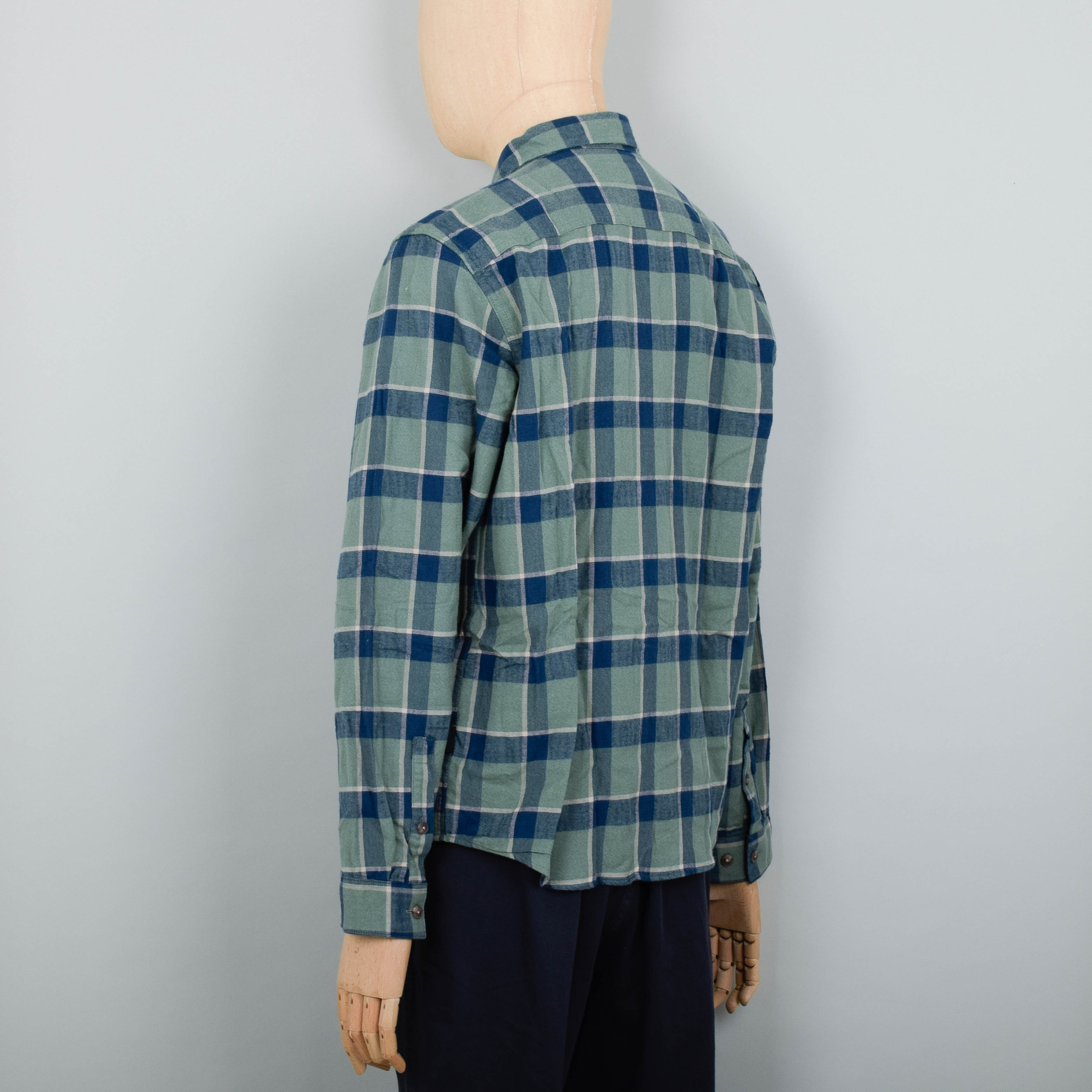 Patagonia Fjord Flannel Shirt Light Weight - Hemlock Green