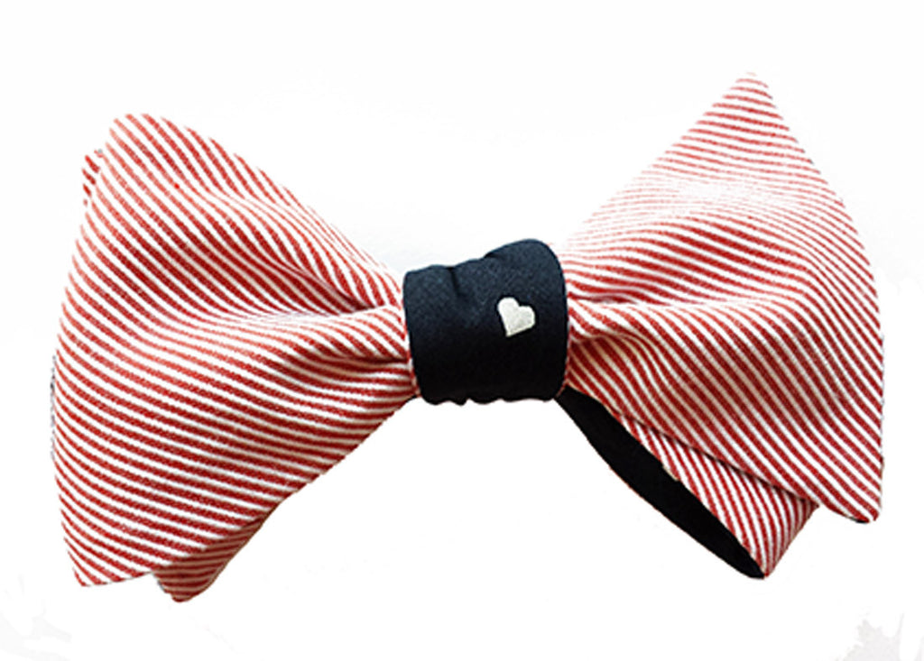 White Hearts and Pink Stripes Blue Bow Tie - 6-Way Reversible – Knot Theory