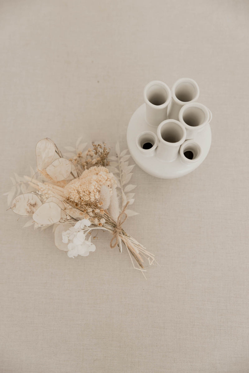 DIY Dekoschale / Vase "Tube" - weiß, creme + Trockenblumen