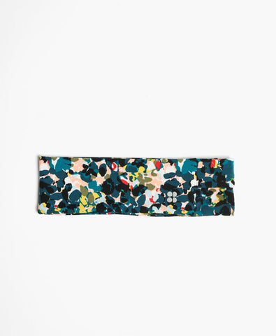 Floral accessories for women from Sweaty Betty