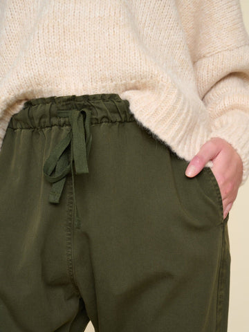 Xirena Draper Pant in Bay Leaf – CoatTails