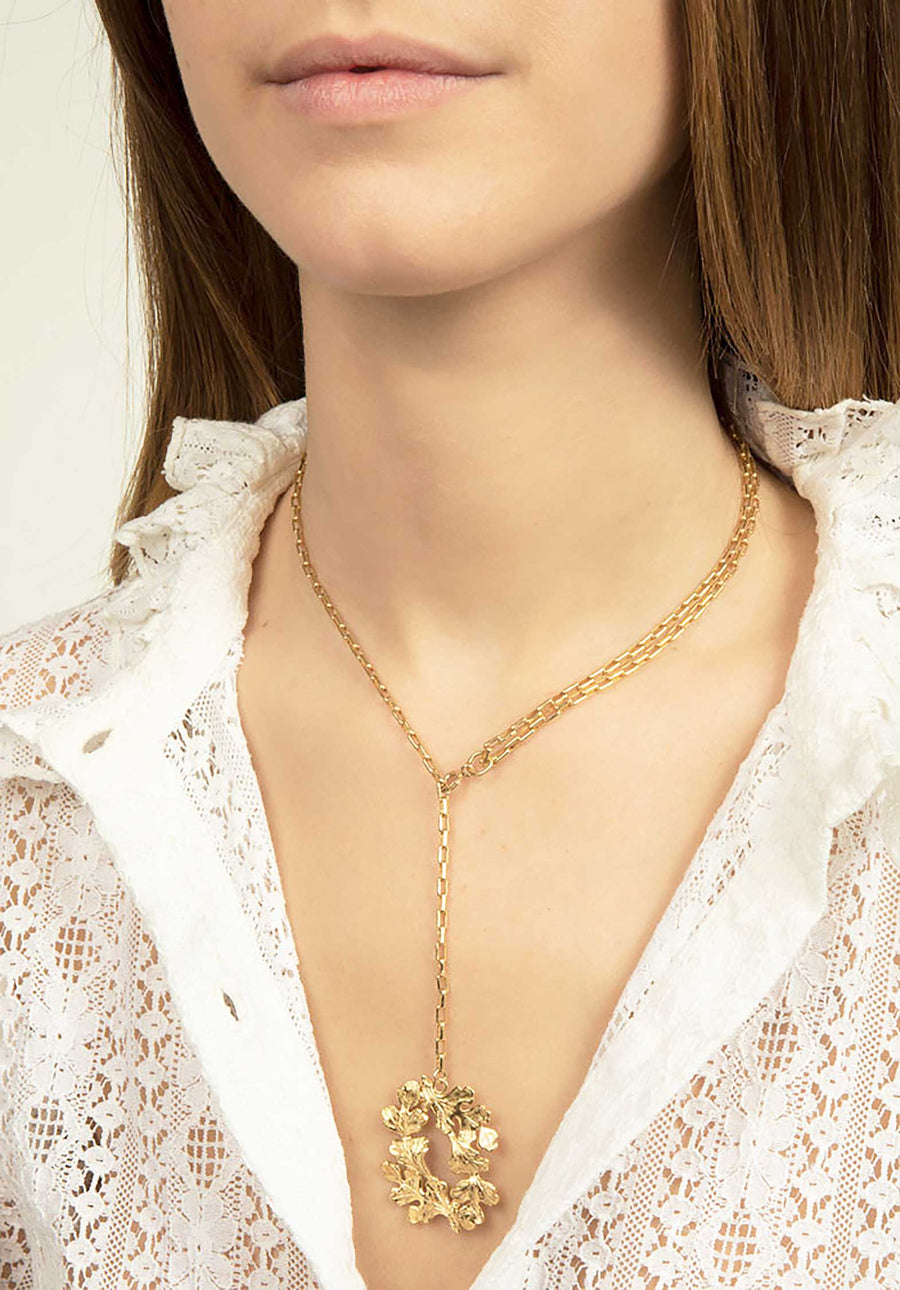 Windsor Leaf Pendant Maxi Necklace Metal - RUE MADAME | BOUTIQUE PARISIENNE