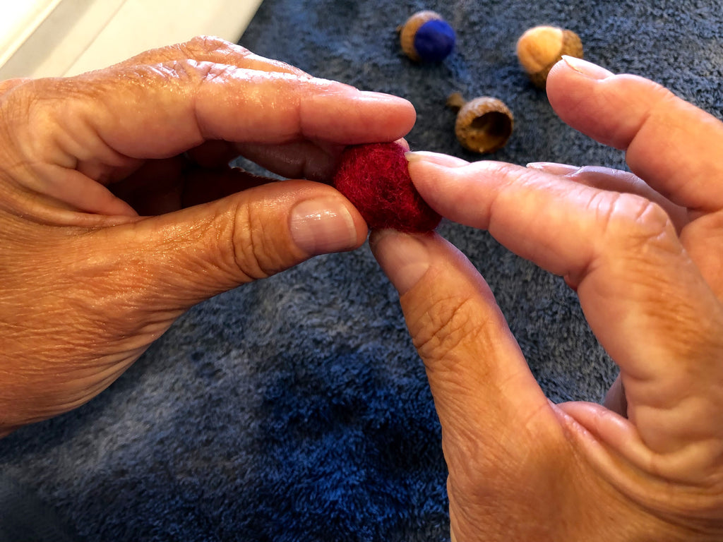 Pinching Wool Balls