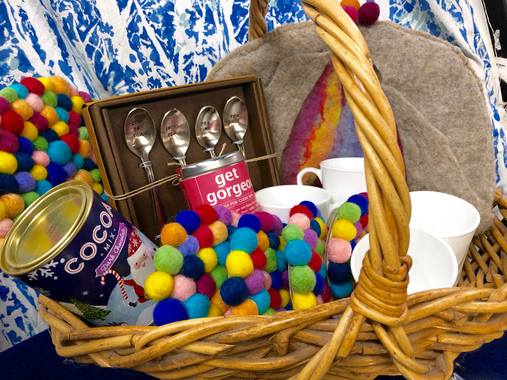 Gift basket with DIY Wool Pom Pom Coasters