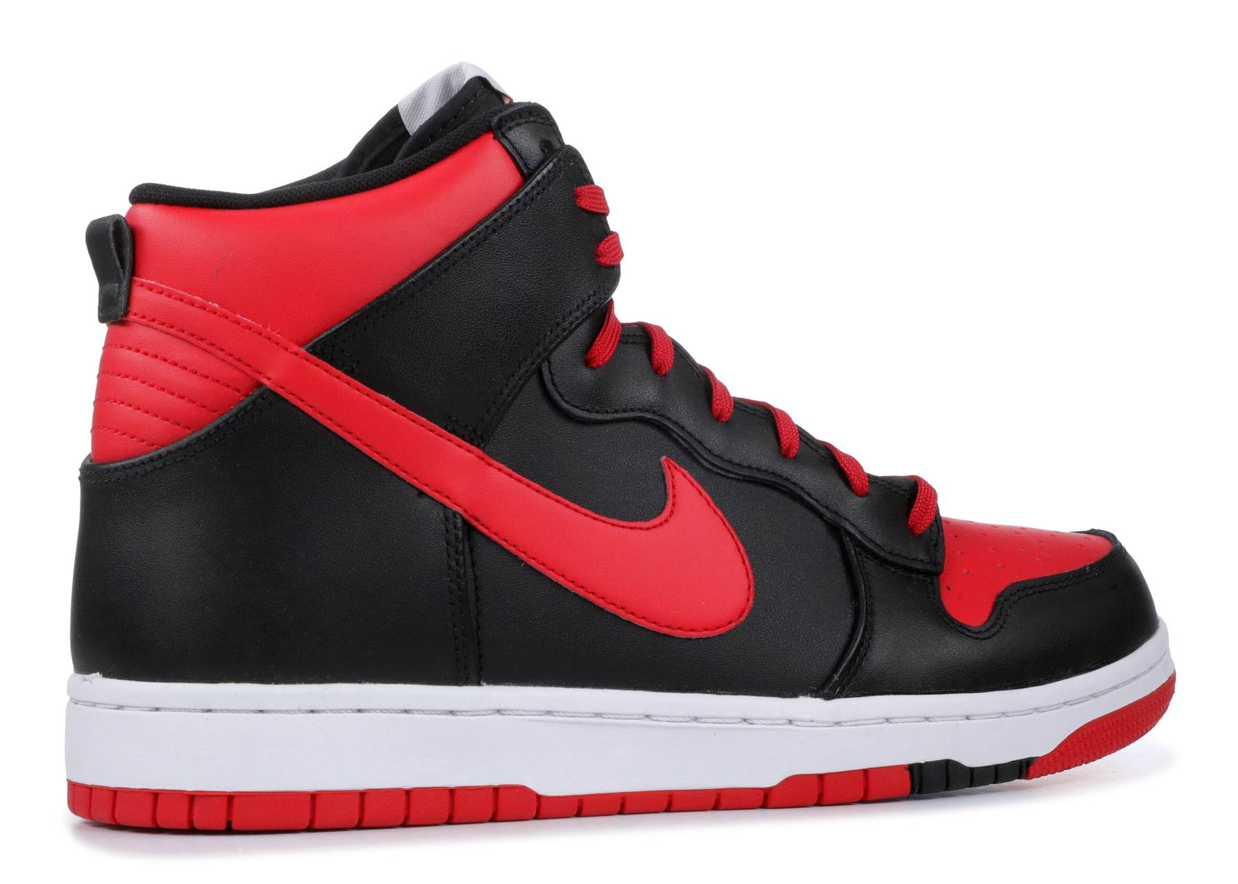 nike dunk cmft bred