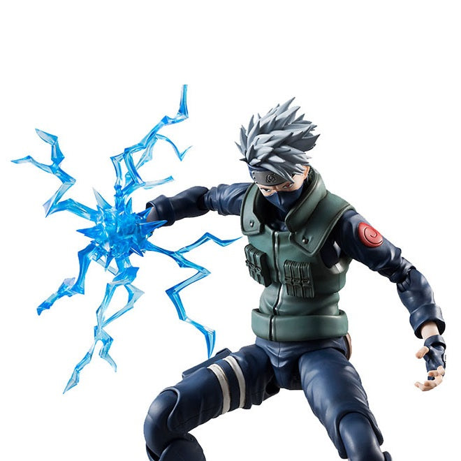 APR209089 - NARUTO SHIPPUDEN GRANDISTA NERO KAKASHI HATAKE FIG