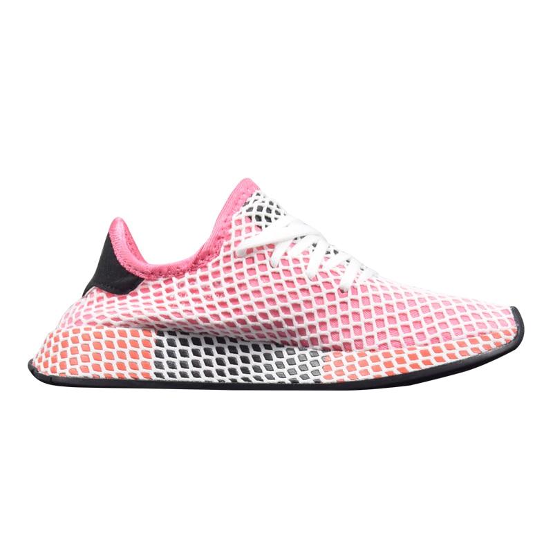 deerupt black and pink