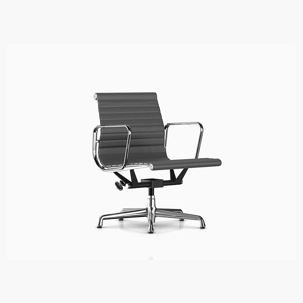 eames aluminum group management chair