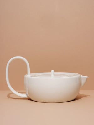 Fors Large White Teapot - A.MANO Brooklyn
