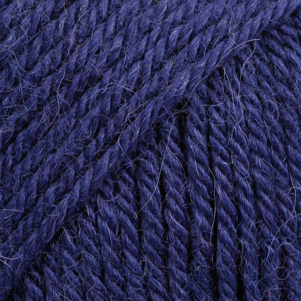 Se Drops Lima - 9016 Navy - 50 g hos Yarnjunkies