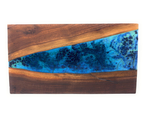 Walnut Wood Cutting Board with Resin Ocean Realistic Blue Wave Art –  DaphNew Design