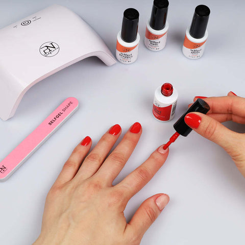 øjenvipper tolv musiker What Is The Difference Between Regular Nail Polish And Gel Polish? | PN  Selfcare