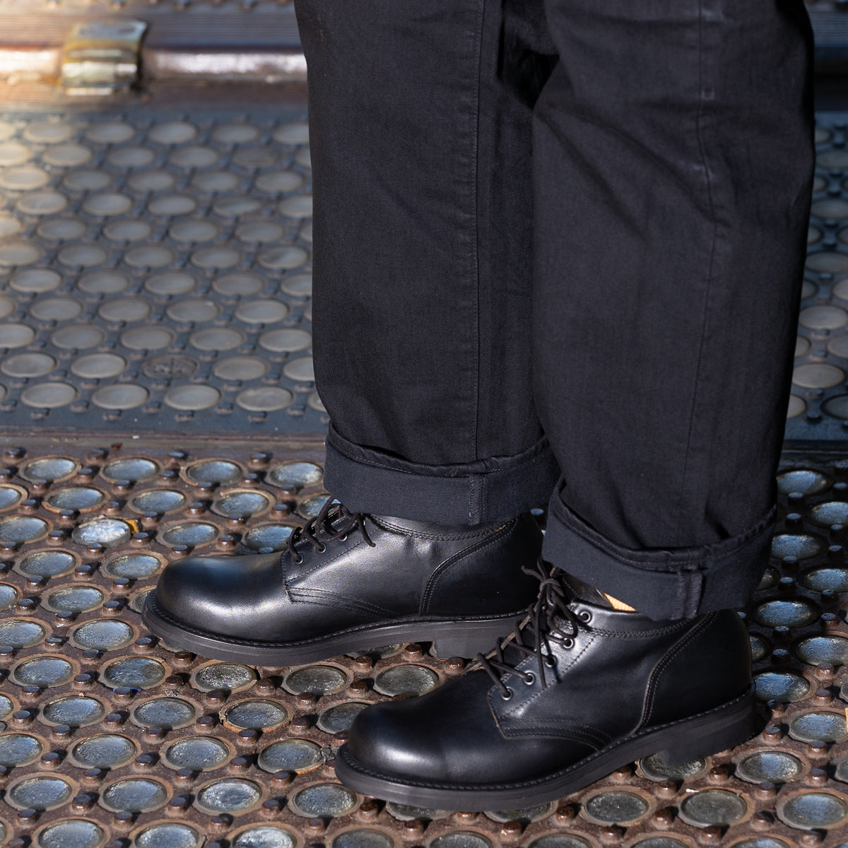 Coupen Mid-Cut Boot - Black Horsebutt