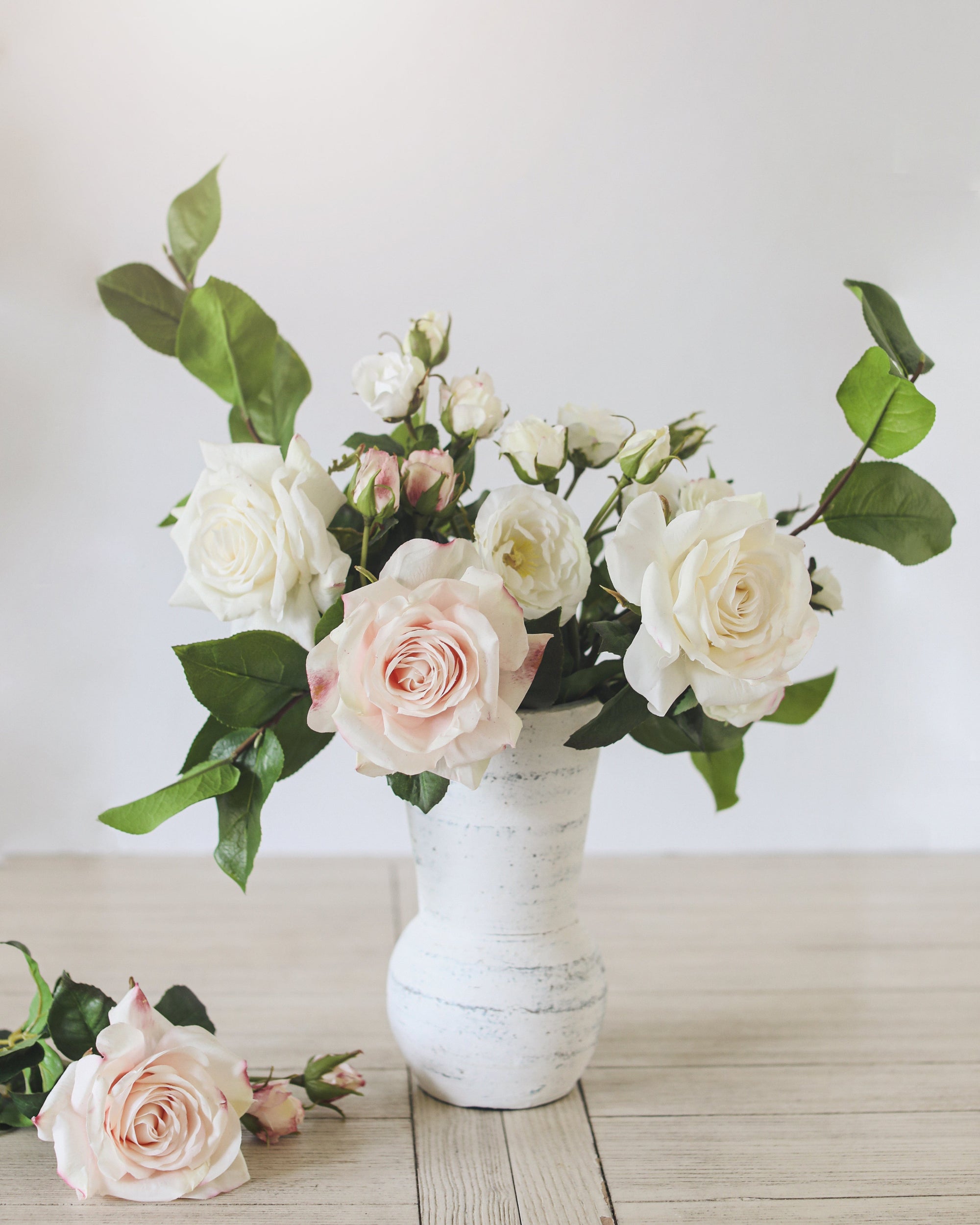 White Blush Pink Real Touch Roses  Modern Arrangement Realistic, Life –  Blue Paris Flowers