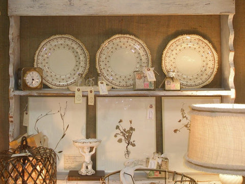 kitchen diy wall shelf with plates and decor