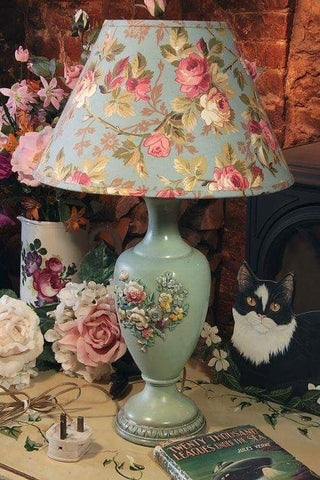 floral tea room table lamp 