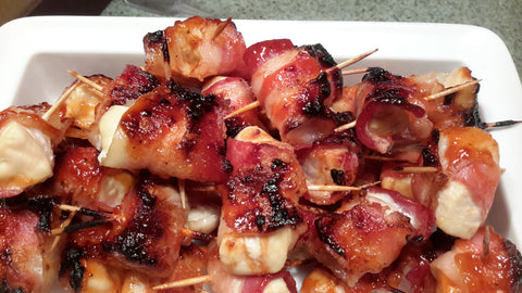 Bacon wrapped chicken with Silverton Foods Apple Rum Sauce