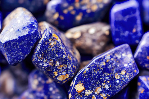 The Power of Nature: Top 10 Healing Crystals for a Vibrant Life