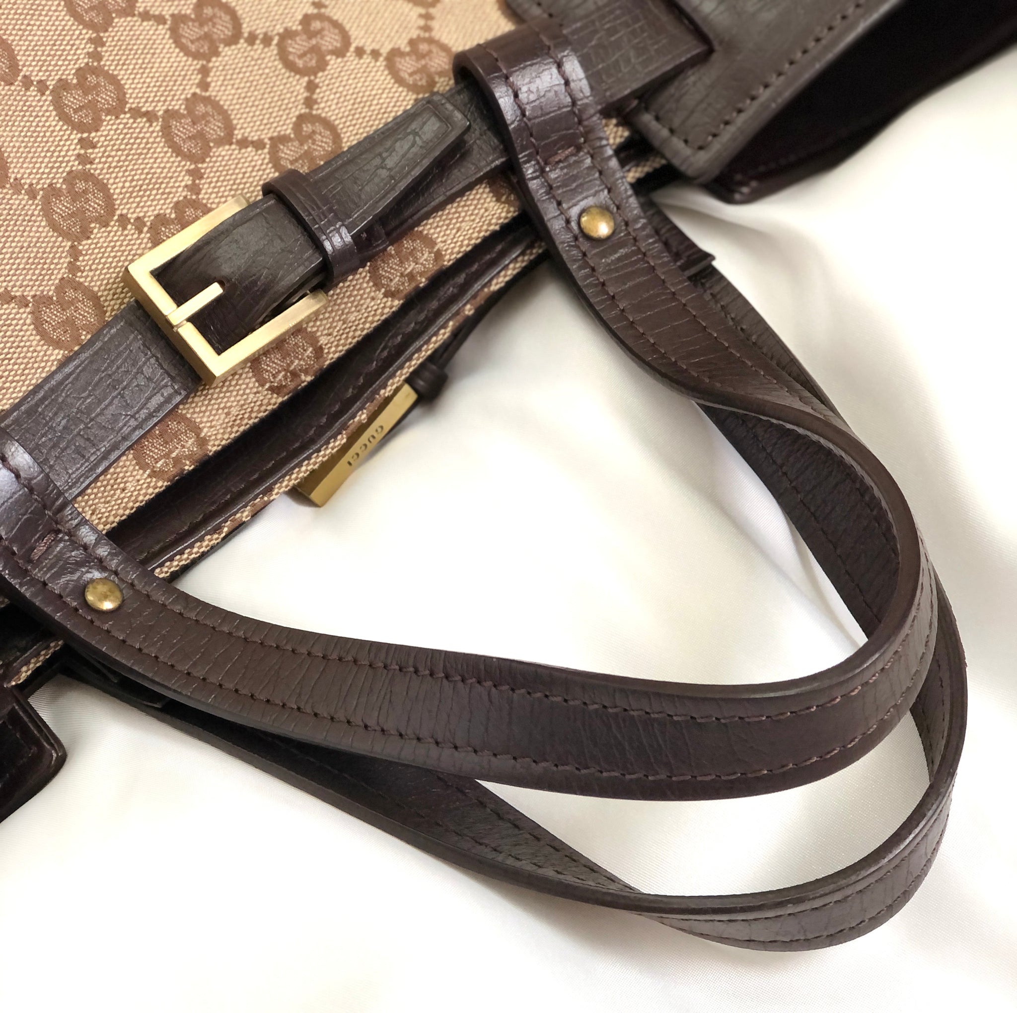 GUCCI front belt GG canvas handbag beige brown vintage old um3y8c –  VintageShop solo