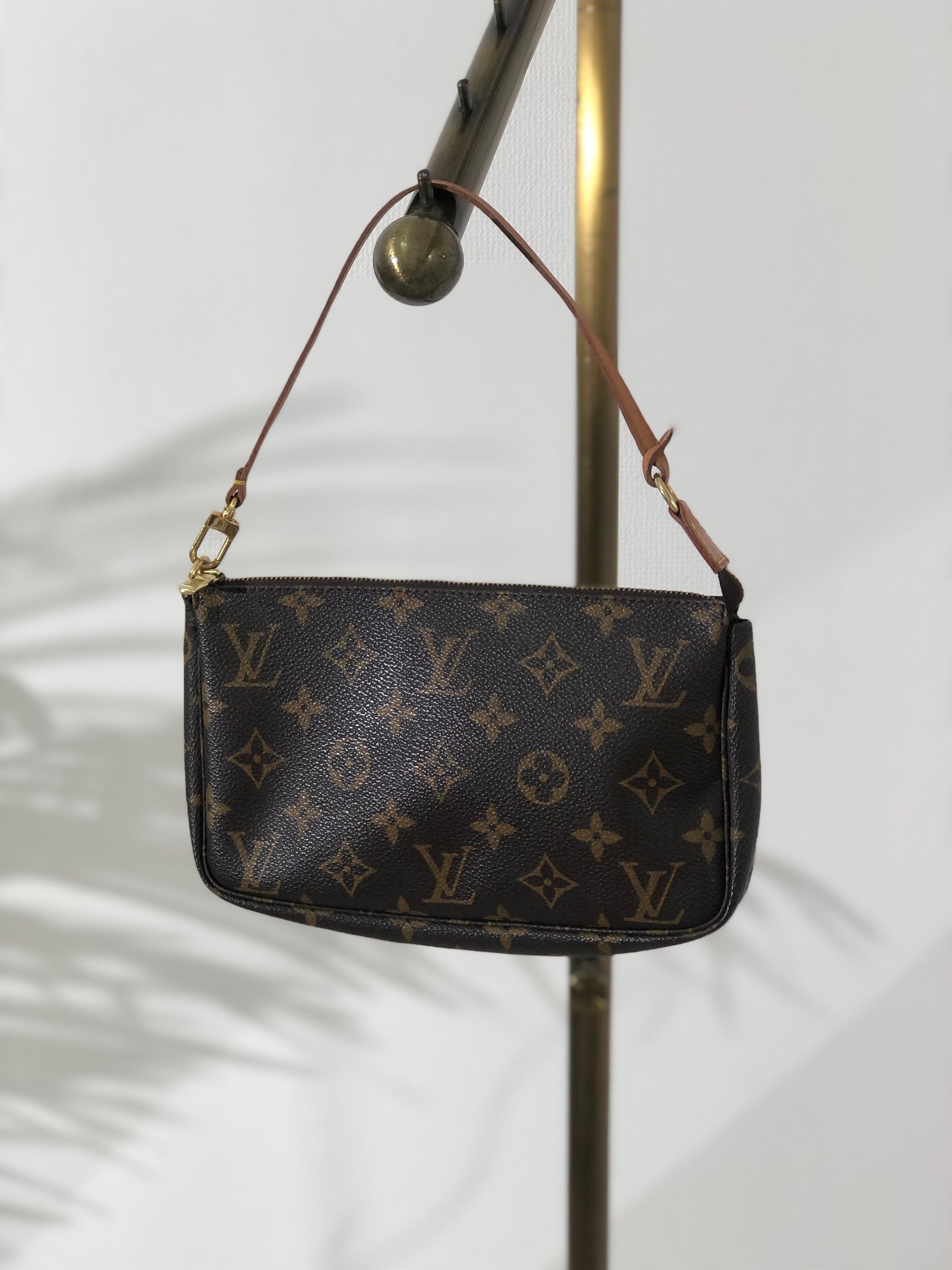 LOUIS VUITTON – VintageShop solo