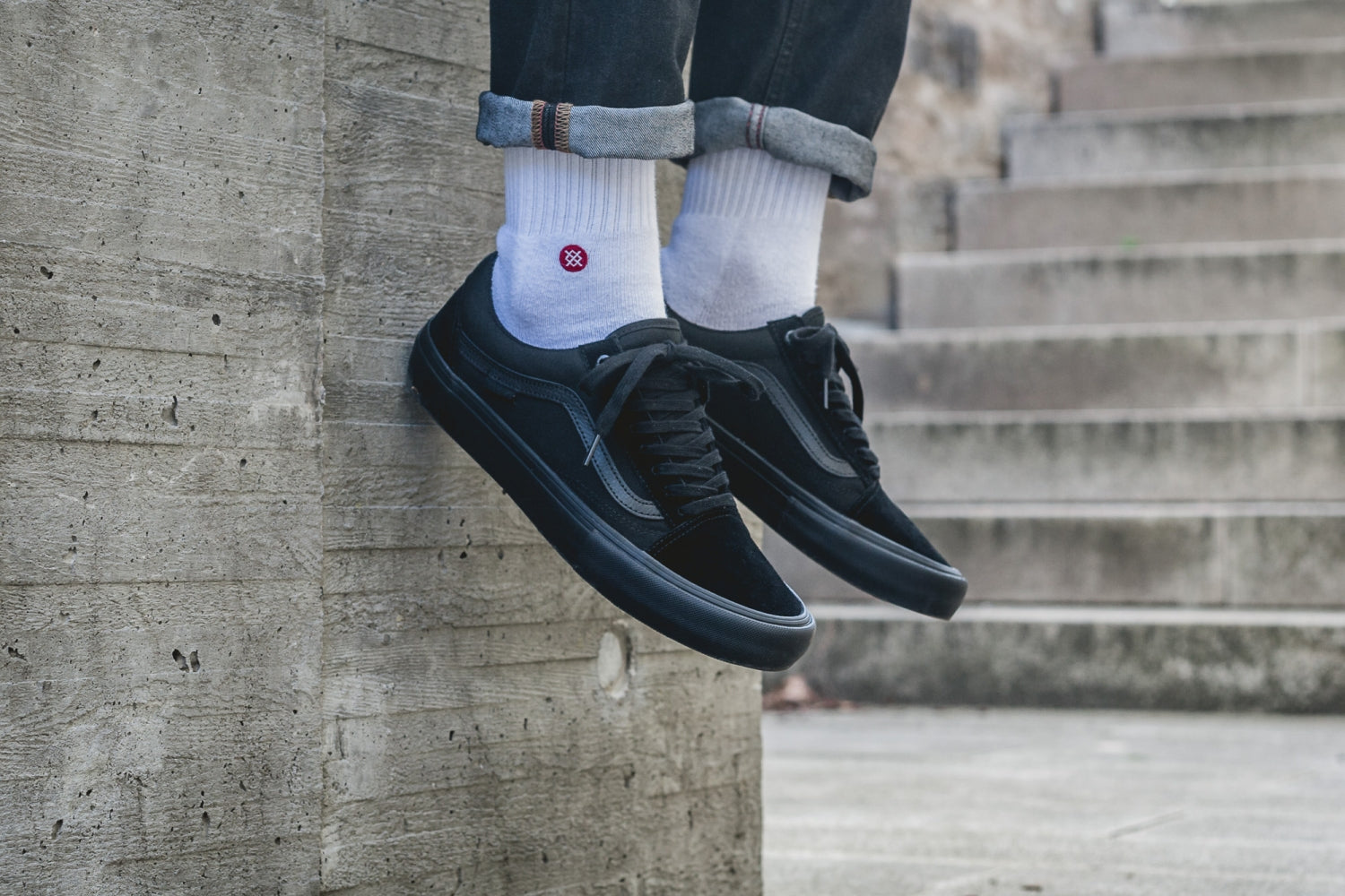 vans old skool pro blackout