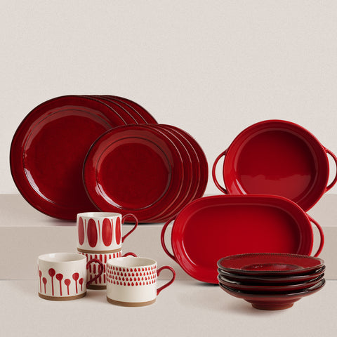 CHRISTMAS DINNERWARE SET