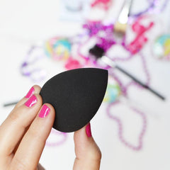 Beau Gachis Cosmetics Teardrop Sponge Applicator