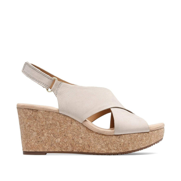 Clarks-Annadel-Eirwyn-Women's-Sandals 