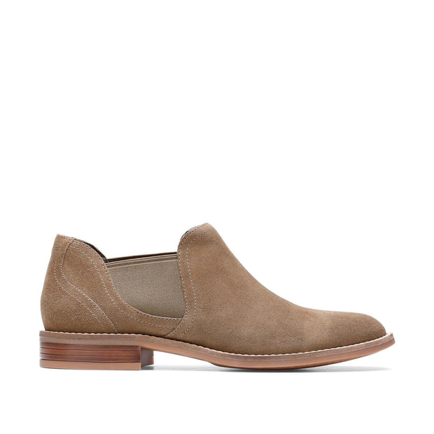 Clarks-Camzin-Maple-Women's-Shoes-Olive 