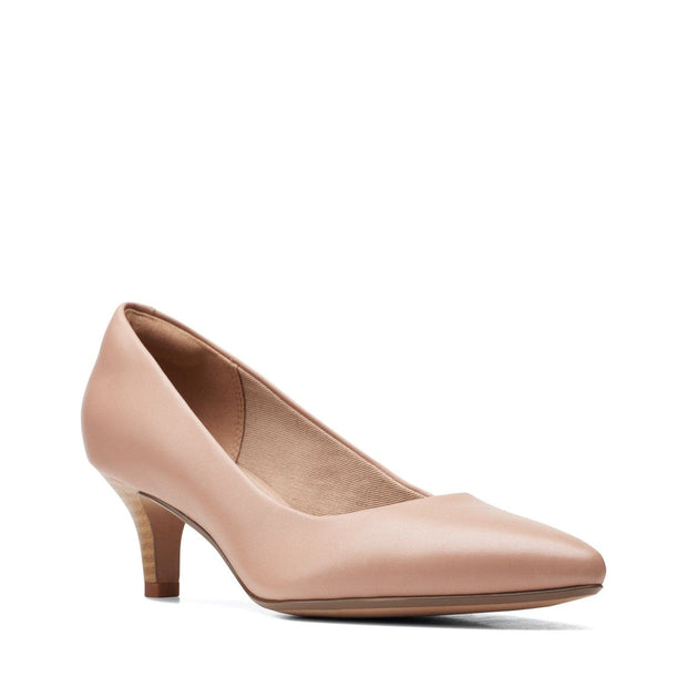 clarks wide pumps