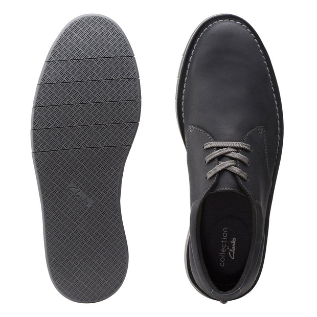 clarks standard width